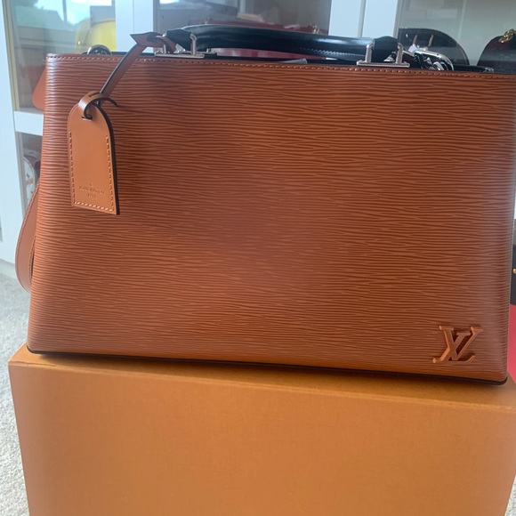SOLD Authentic Louis Vuitton Kleber MM - No trade - Picture 3 of 8